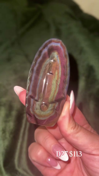 D27